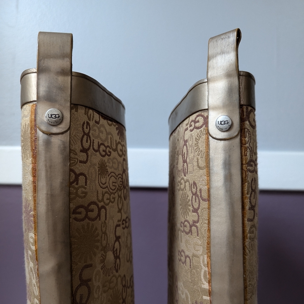 VTG Y2K UGG Wallingford Wellies Gold Sheepskin Logo Print Rain Boots Women's 7 - Picture 10 of 14